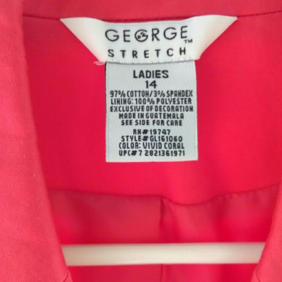 Georgous Coral 3 Button Blazer - Picture 2 of 4